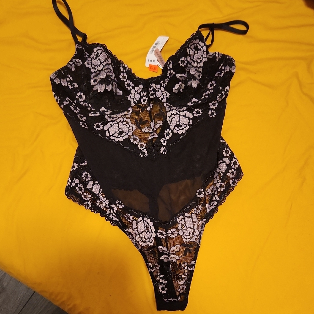 La Vie En Rose Lace Bodysuit
